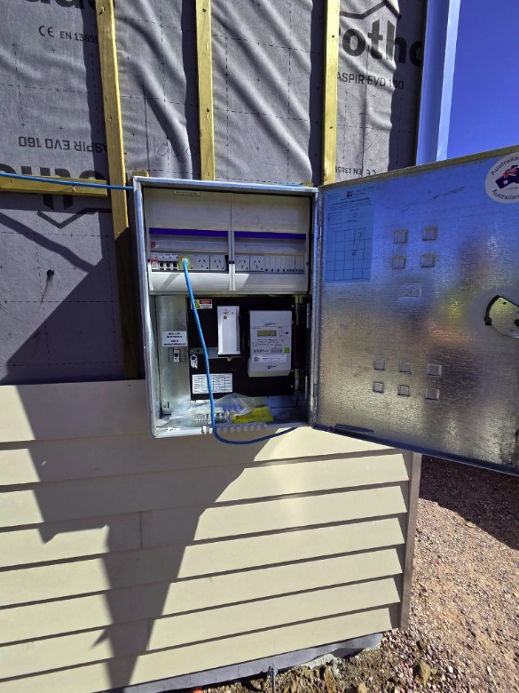 New meter board running builder's power for a new home construction site, installed by MVS Connect