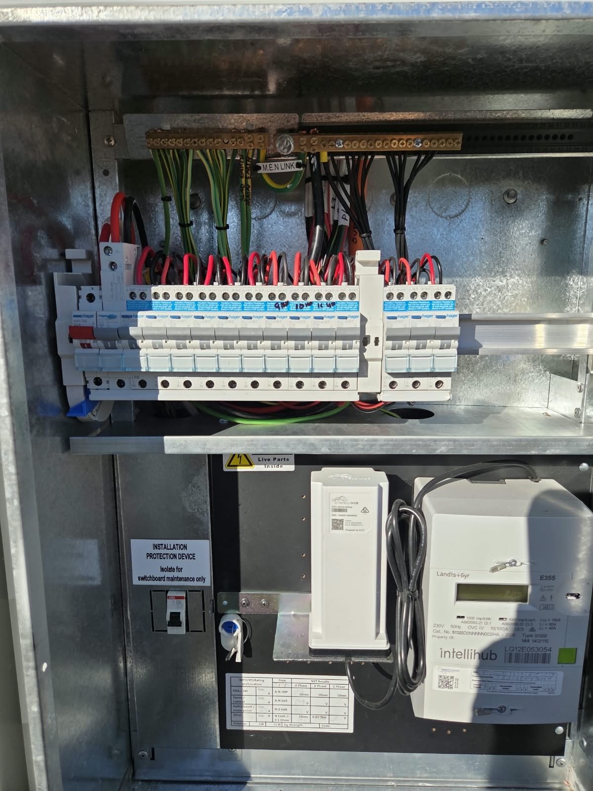 Switchboard rewired by MVS Connect with RCBOs, main earth and neutral link